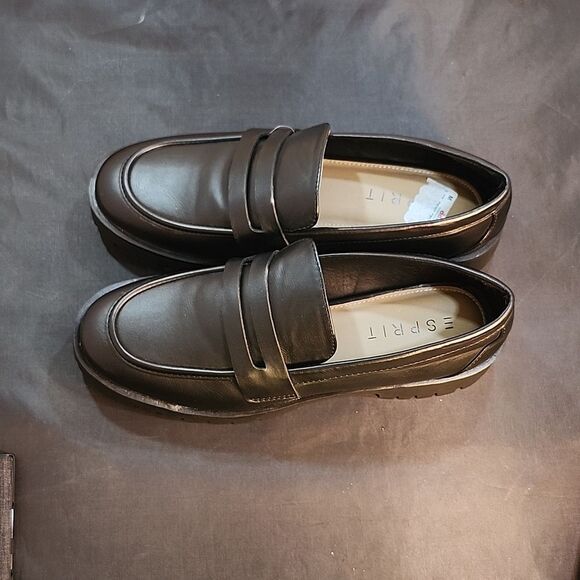 BRAND NEW SPRIT  WOMEN'S SAGAN FAUX LEATHER  LUGGED SOLE PENNY LOAFERS - Picture 6 of 15